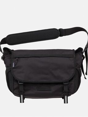 Gramicci Black Expandable Bike Messenger Bag for Men